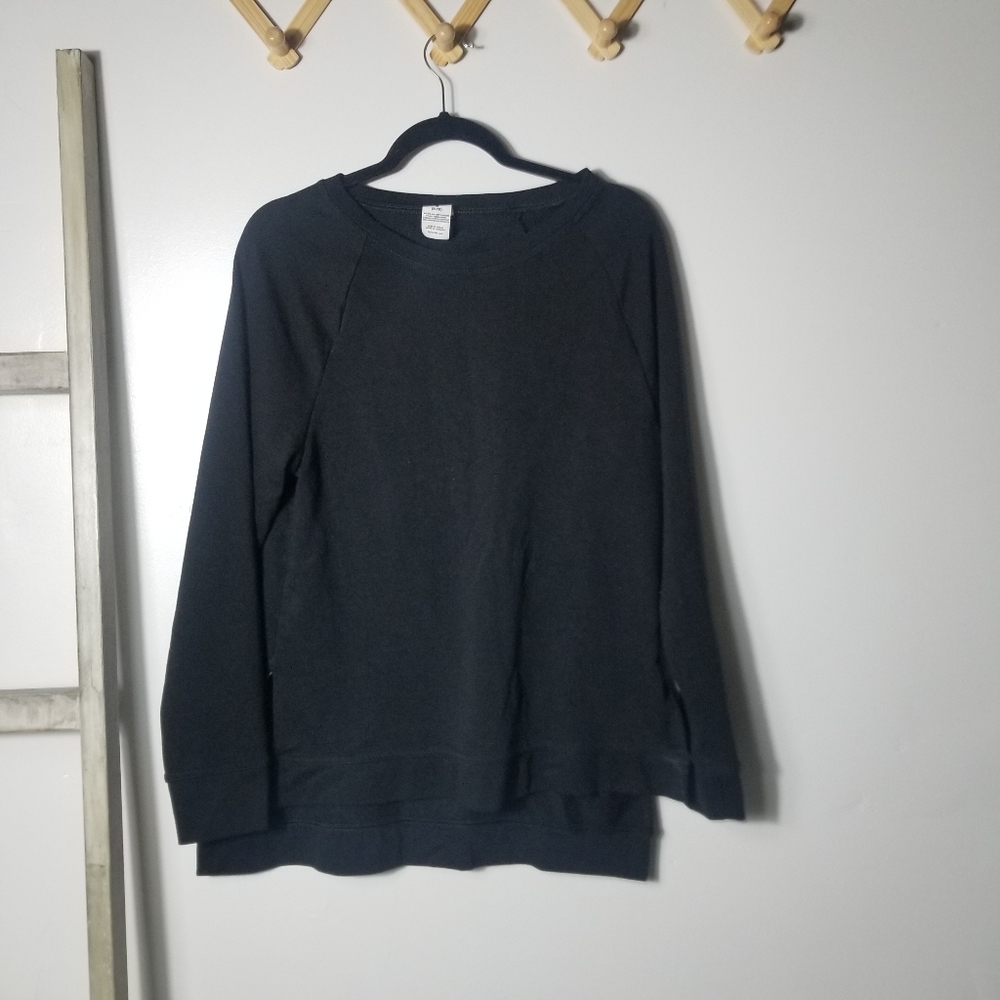 AVIA WOMEN'S BLACK TUNIC SWEATSHIRT SIZE MEDIUM